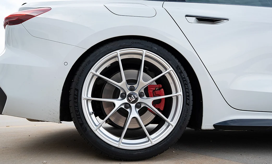 iE_Apex_VS-5RS_Wheel_Gallery_02