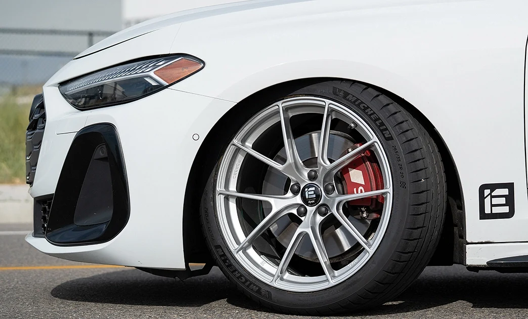 iE_Apex_VS-5RS_Wheel_Gallery_03